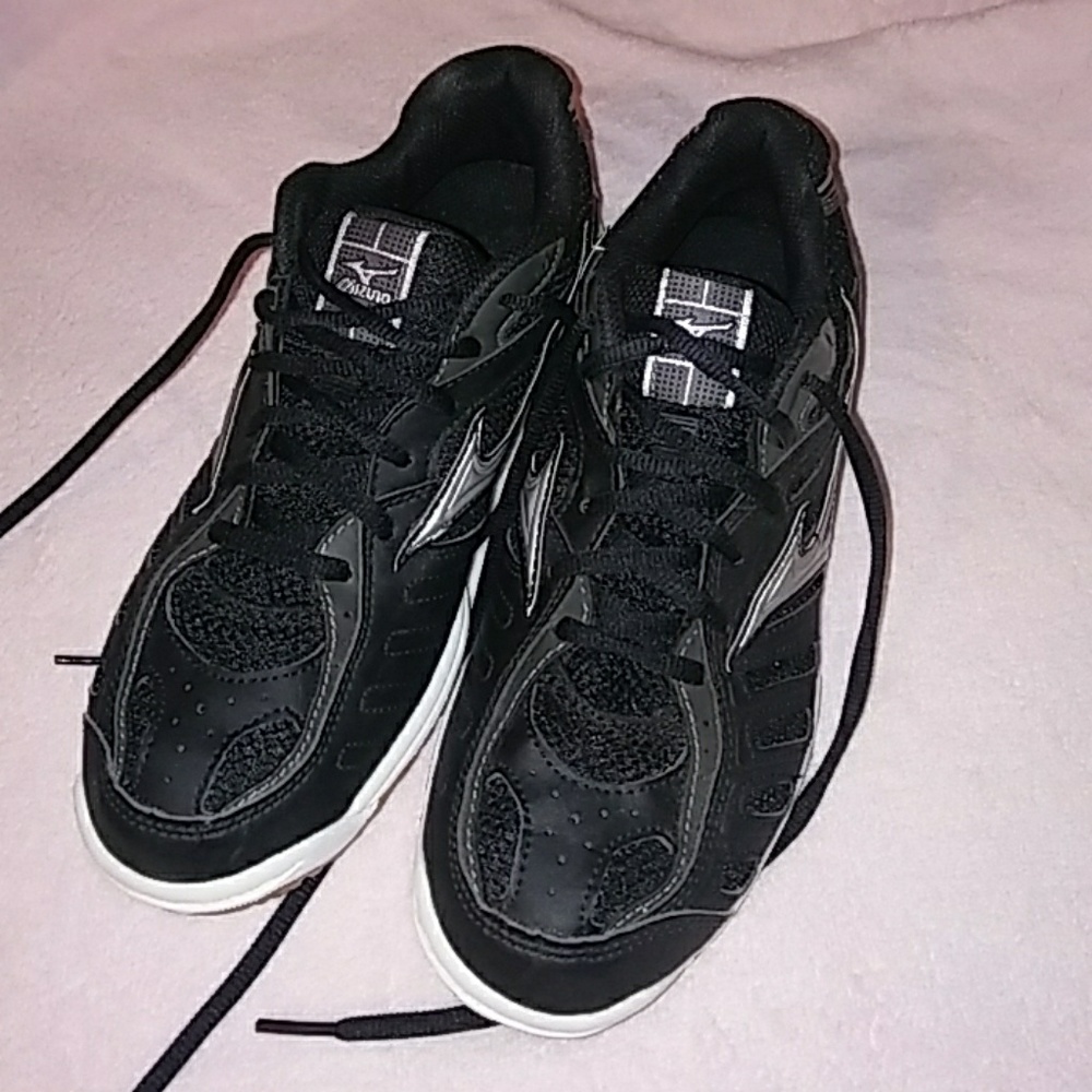 Mizuno Volleyball Court Shoes